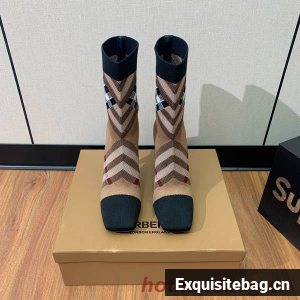 Burberry Shoes BBS00030