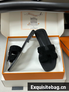 Hermes Slippers 45101-1