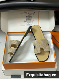 Hermes Slippers 45101-2