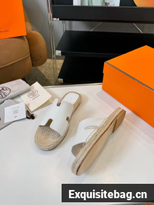 Hermes Slippers 55201-12