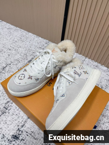 Louis Vuitton Time Out Sneaker 87201-4