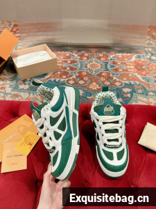 Louis Vuitton Trainer Sneaker 1ACP1R-11