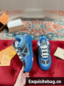 Louis Vuitton Trainer Sneaker 1ACP1R-13