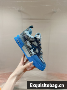 Louis Vuitton Trainer Sneaker 1ACP1R-4