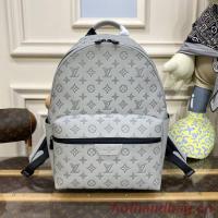Louis Vuitton Discovery Backpack M46553 3