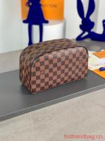 Louis Vuitton Dopp Kit M47528 11