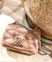 Louis Vuitton GO 14 MM M82752 Apricot