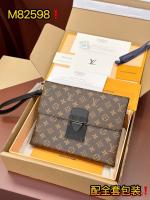 Louis Vuitton Pochette Voyage Souple M82598 2