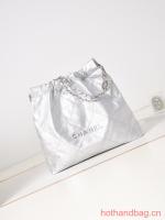 CHANEL 22 HANDBAG AS3261 white
