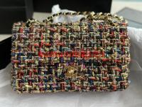 Chanel CLASSIC HANDBAG A01112 6