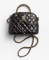 Chanel CLUTCH WITH CHAIN Shiny Lambskin & Gold Tone Metal AP3354 Black