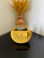 Chanel POUCH Lambskin & Gold Tone Metal AP3467 yellow