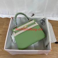 Hermes Kelly 25cm Shoulder Bags Epsom KL2755 green&gold Tone Metal