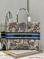 DIOR BOOK TOTE Embroidery C1286 30 white