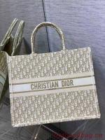 DIOR BOOK TOTE Embroidery C1286 9 cream