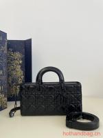 DIOR MEDIUM LADY D JOY BAG Cannage M0540O black