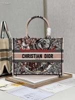 MEDIUM DIOR BOOK TOTE Embroidery M1296Z 33