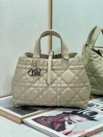 MEDIUM DIOR TOUJOURS BAG Powder Beige Macrocannage Calfskin M2821O