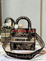 MEDIUM LADY D LITE BAG Embroidery M0565 black