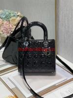 MEDIUM LADY DIOR BAG Black Patent Cannage Calfskin M0565OW Black Tone