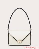 VALENTINO GARAVANI LETTER BAG 0M50 WHITE&BLACK