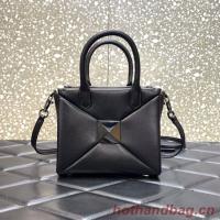 VALENTINO GARAVANI small One Stud Sheepskin tote Bag BW0B0K59 black