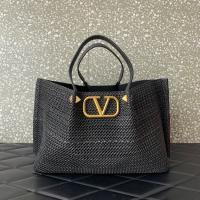 VALENTINO Medium RAFFIA MACRAME Shoulder Bag 0330L black