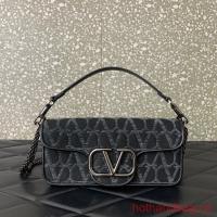VALENTINO V logo LOCO sheepskin and fabric handbag Q6ZN black