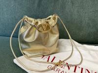 VALENTINO VLOGO POUF Sheepskin WB0N74 gold