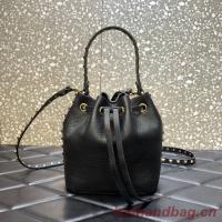 VALENTINO VLOGO SIGNATURE Lambskin nano Bucket Bag 0319 black