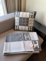 Avalon Pillow 90% Wool 10% Cashmere Black