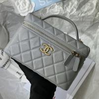 CHANEL Handle bag made of caviar cowhide leather Grey