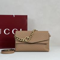 Gucci medium chain shoulder bag